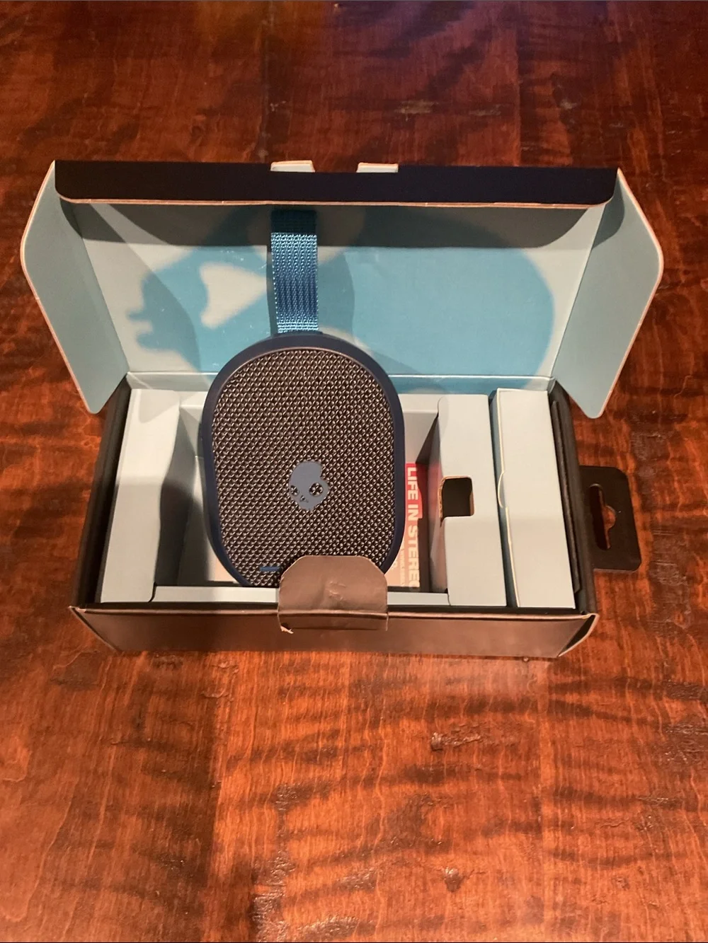 Skullcandy Ounce+ Portable Bluetooth Speaker IPX7 Waterproof 16-Hour Battery - Picture 2 of 8